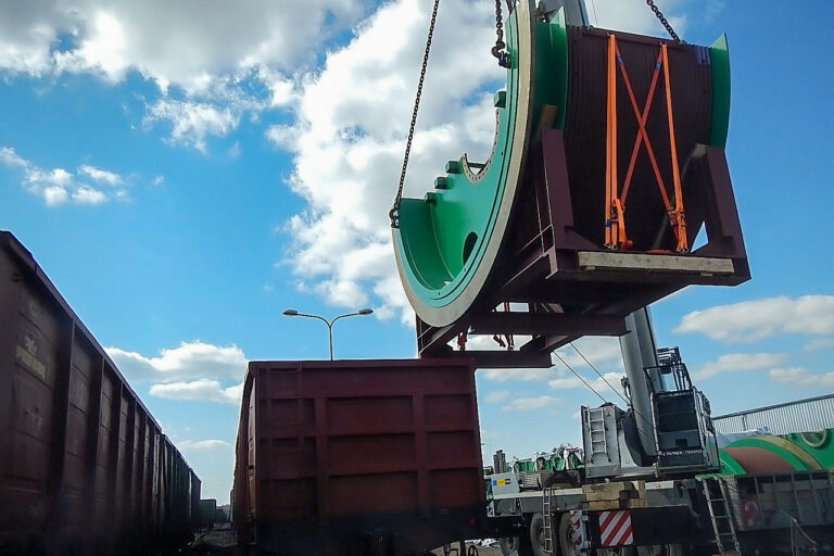 Перевозка 14 тяжёлых барабанов: безопасная доставка из Германии в Туркменистан без задержек